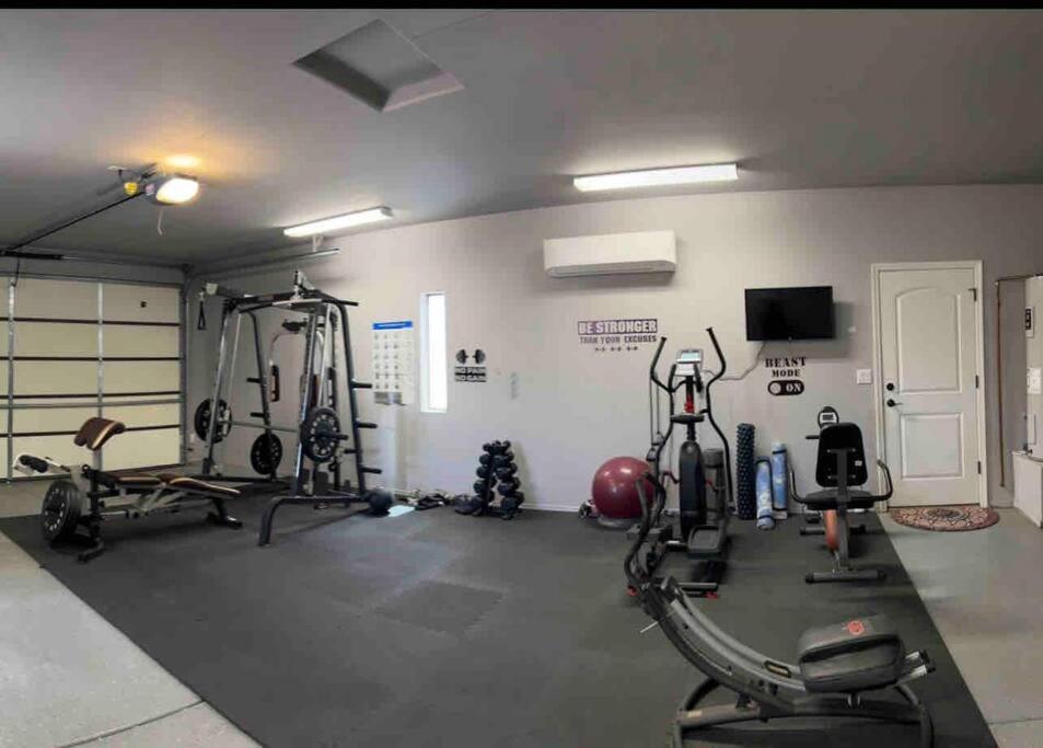 Havasu Retreat! Pool, Spa, Gym & View レイク・ハヴァス・シティ エクステリア 写真